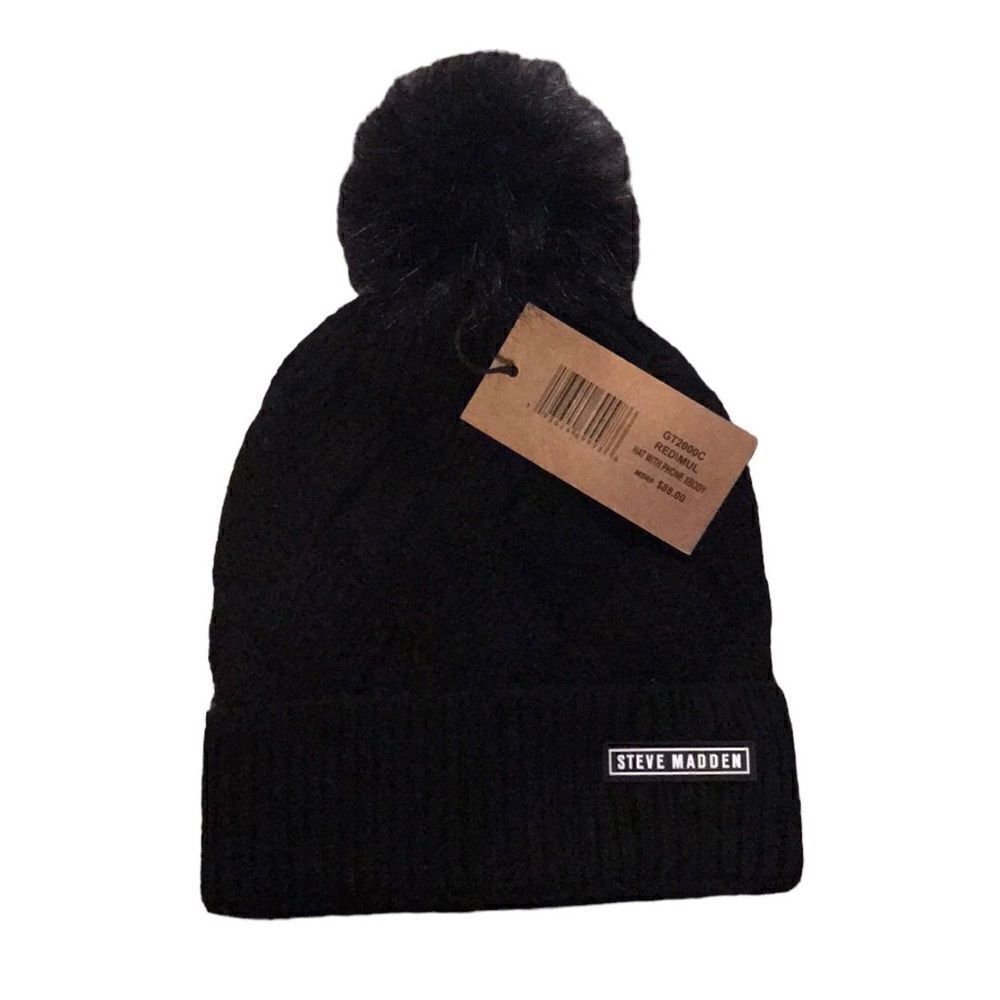 NEW Steve Madden Black Pom Beanie